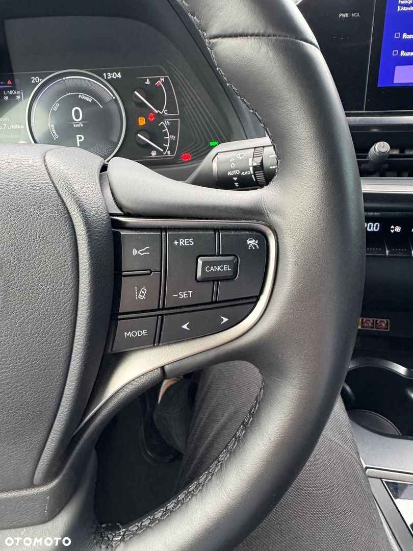 Lexus UX 250h GPF F Sport Design 2WD - 15