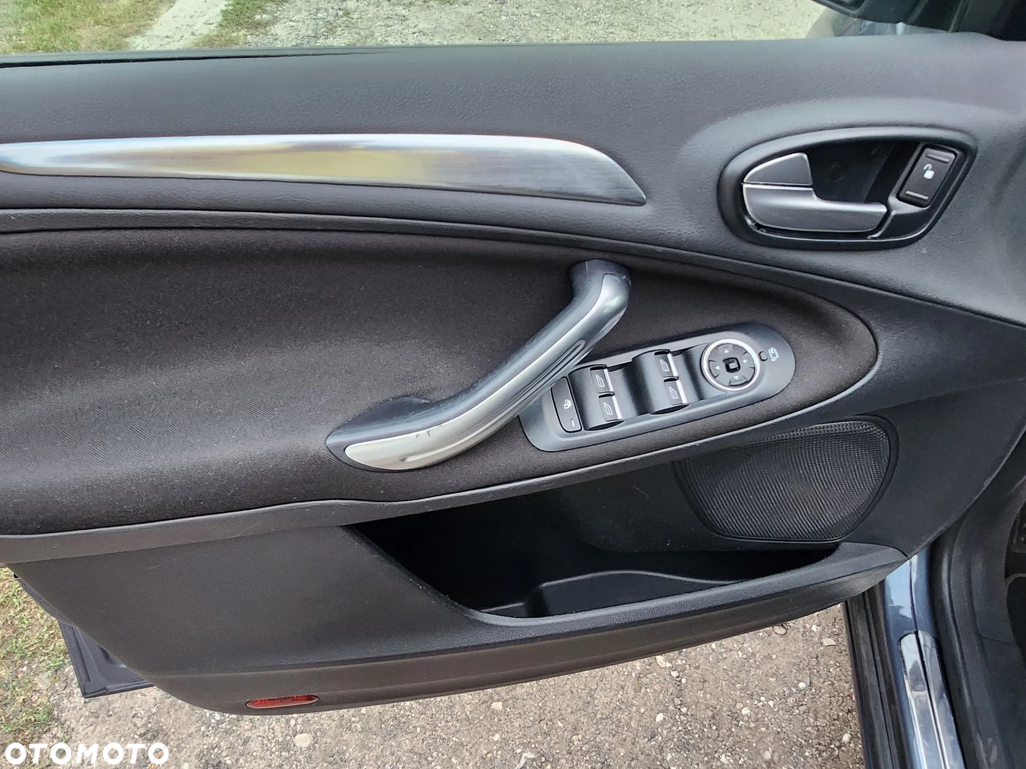 Ford S-Max 2.0 TDCi DPF Titanium - 19