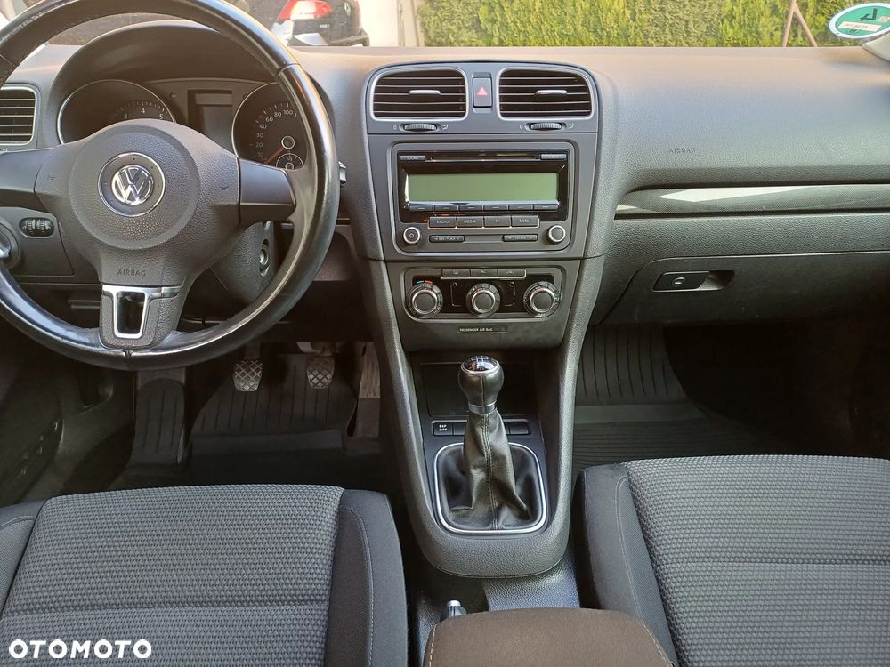 Volkswagen Golf - 14