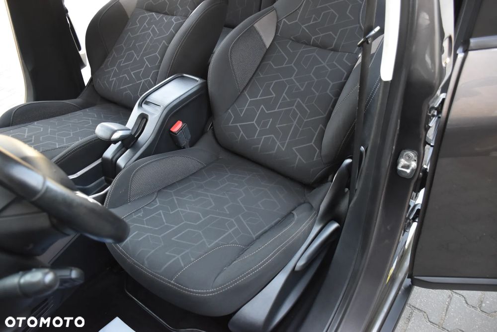 Peugeot 2008 1.6 BlueHDi Crossway - 12