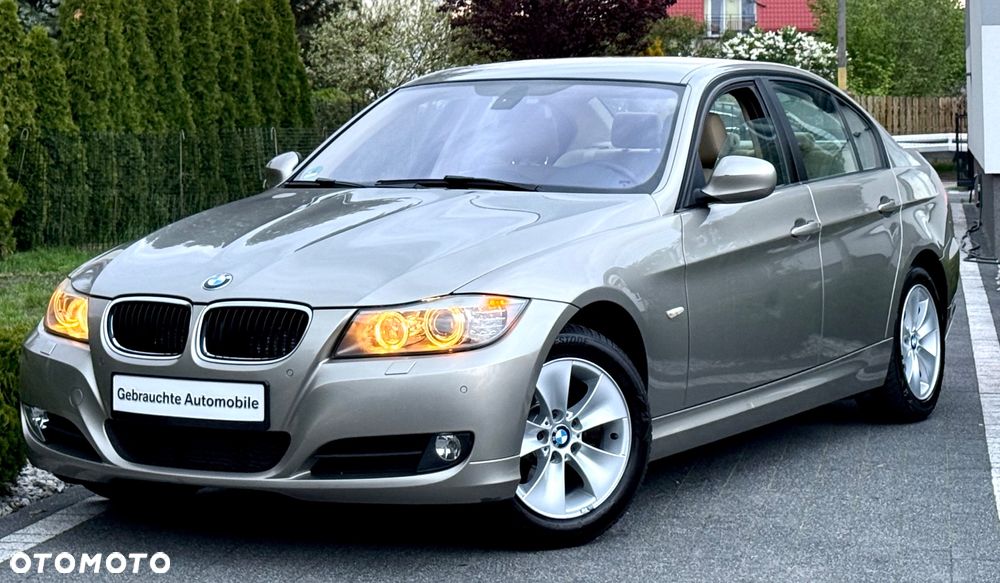 BMW Seria 3 320d - 30