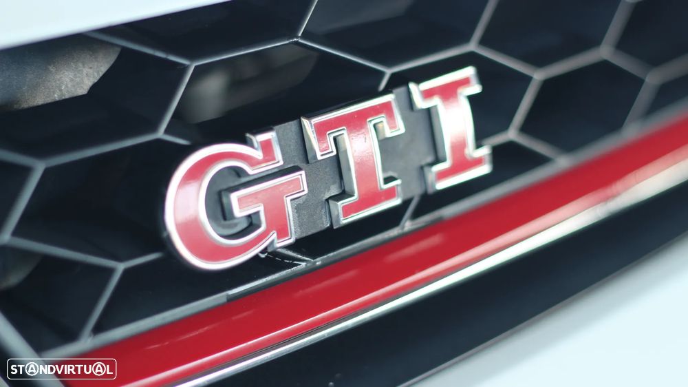 VW Golf GTI Performance BlueMotion DSG - 6