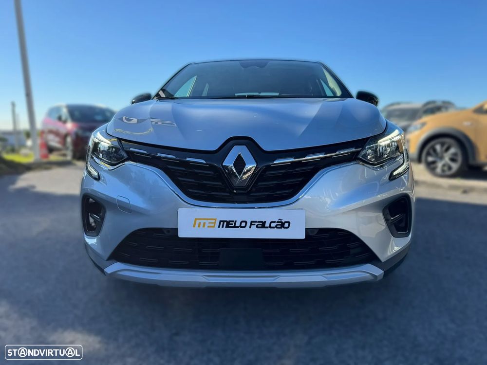 Renault Captur 2023 photo 2