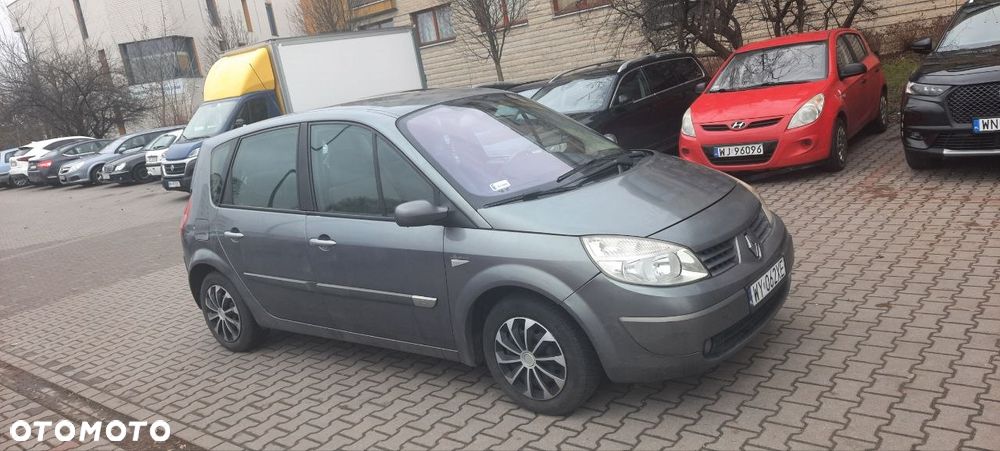 Renault Scenic 1.5 dCi Privilege - 4