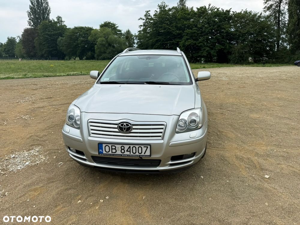 Toyota Avensis 1.8 VVT-i Luna - 8