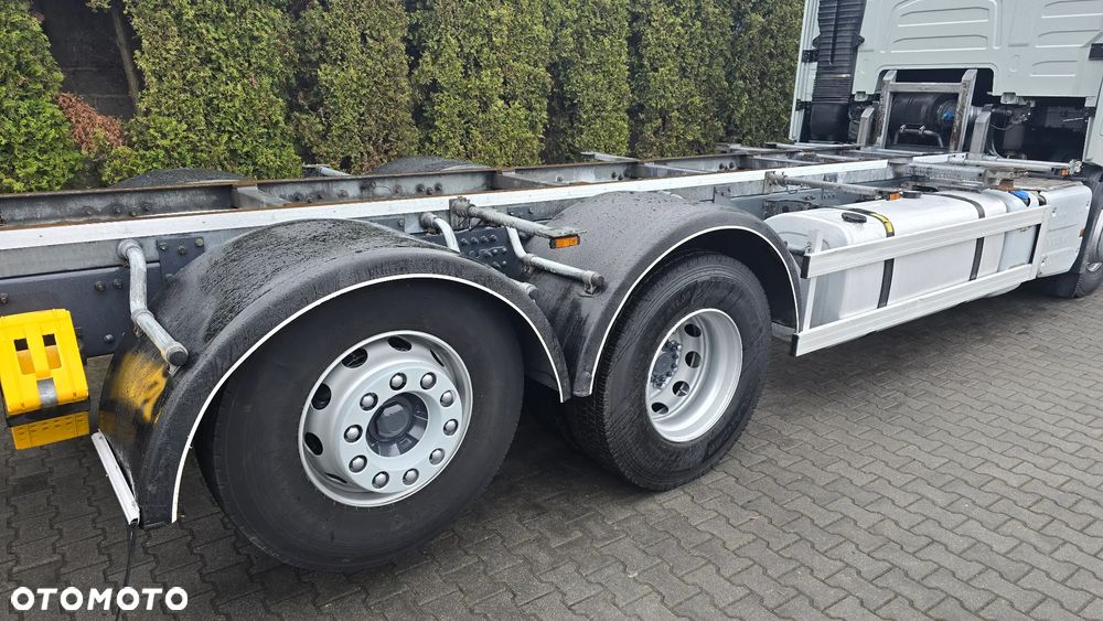 Volvo FH500 6x2 BDF - 16