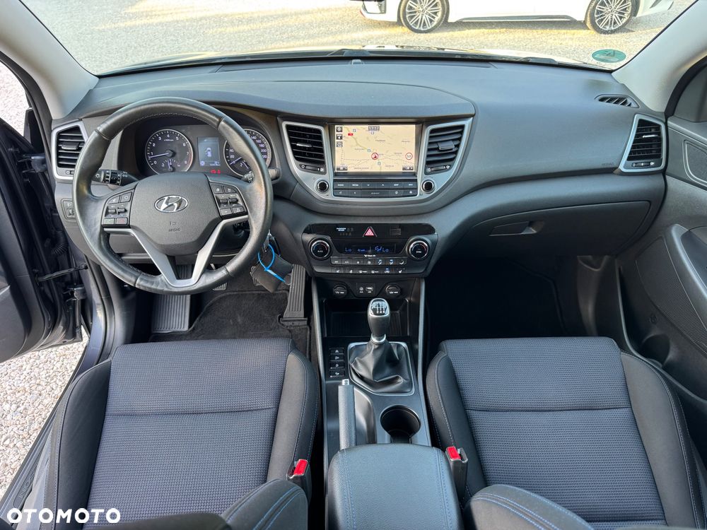 Hyundai Tucson blue 1.6 GDi 2WD Intro Edition - 31