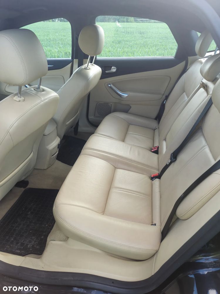 Ford Mondeo 2.0 Titanium X - 17