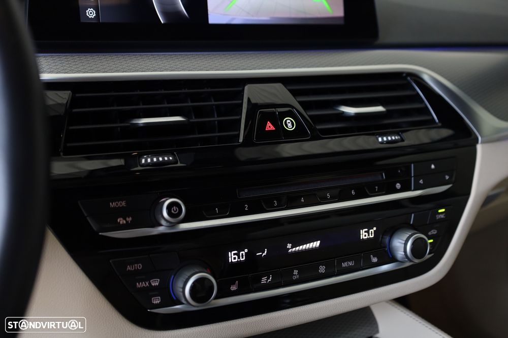 BMW 530 e iPerformance Pack M - 14