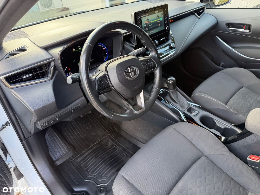 Toyota Corolla 1.8 Hybrid Comfort - 13