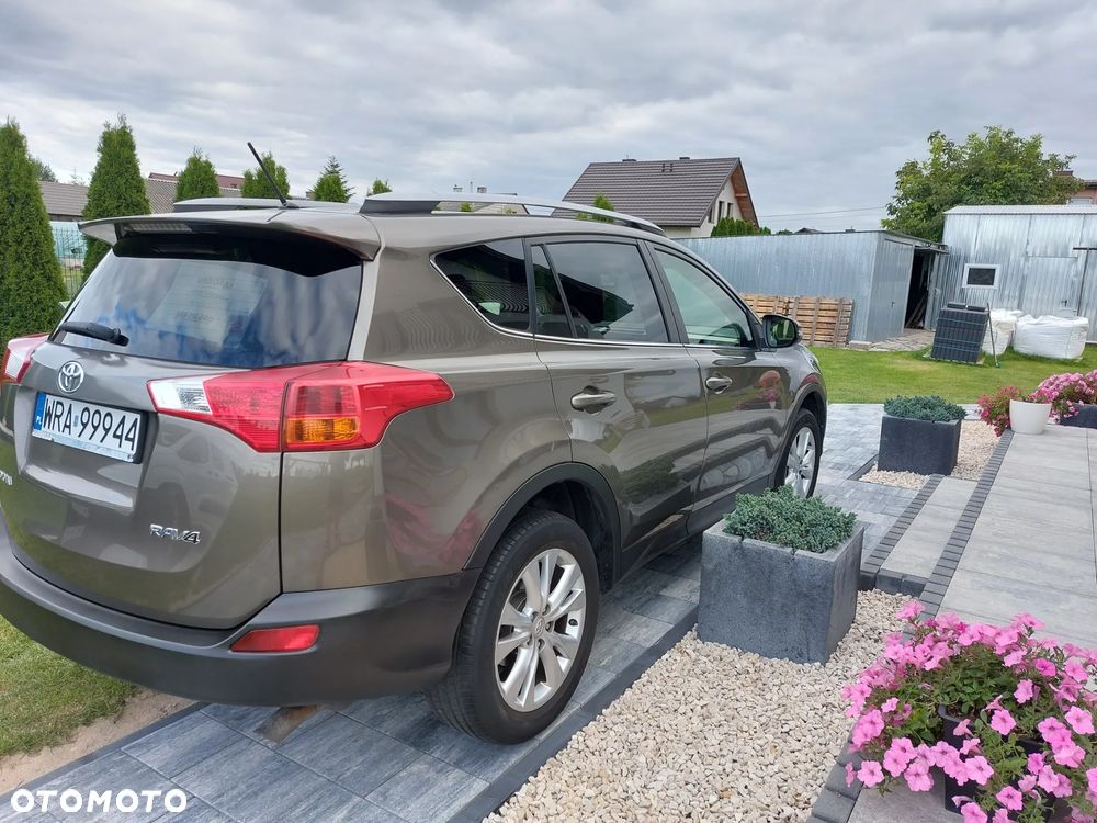 Toyota RAV4 2.0 D-4D Premium 4x2 - 5