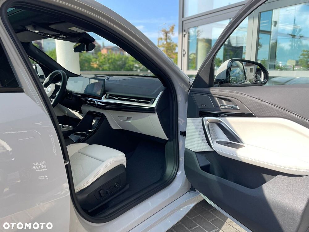 BMW X2 - 36