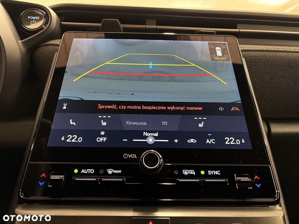 Lexus LBX 1.5 Hybrid - 17