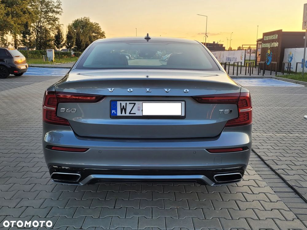 Volvo S60 T5 AWD Momentum Pro - 5