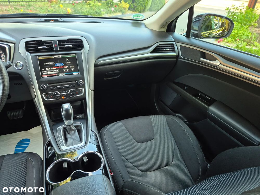 Ford Mondeo 2.0 TDCi Titanium PowerShift - 23