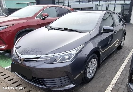 Toyota Corolla - 1