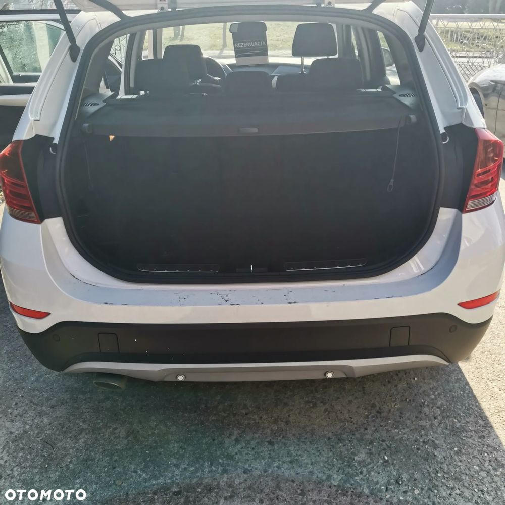 BMW X1 xDrive18d xLine - 13