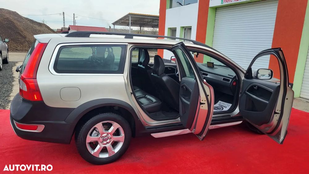 Volvo XC 70 - 23
