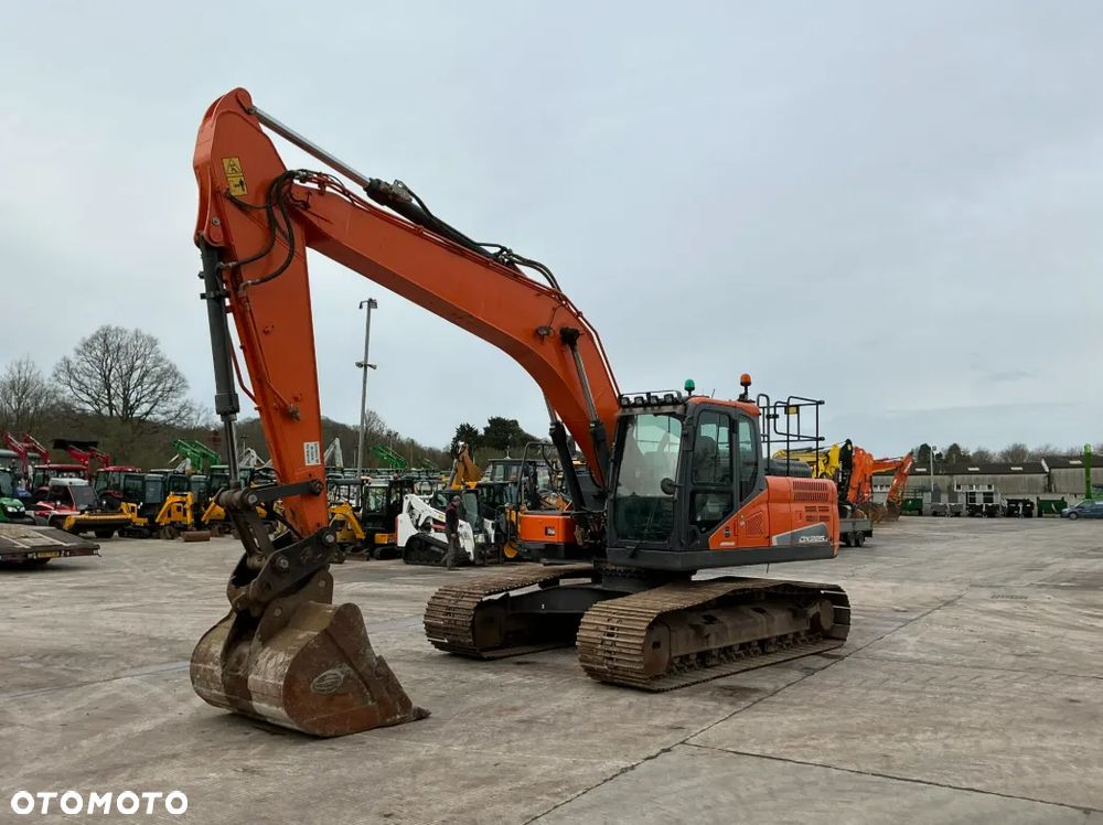 Doosan DX225 - 5
