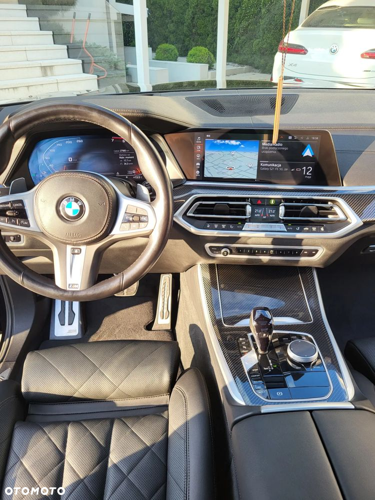 BMW X5 M M50i - 17