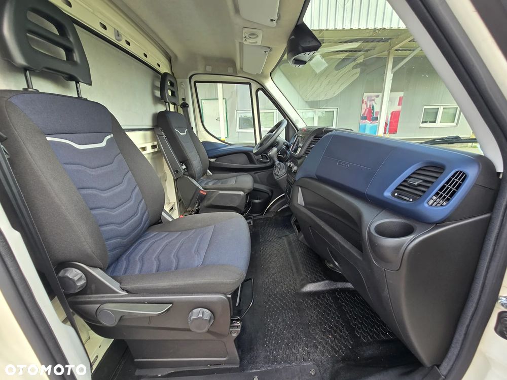 Iveco Daily - 12