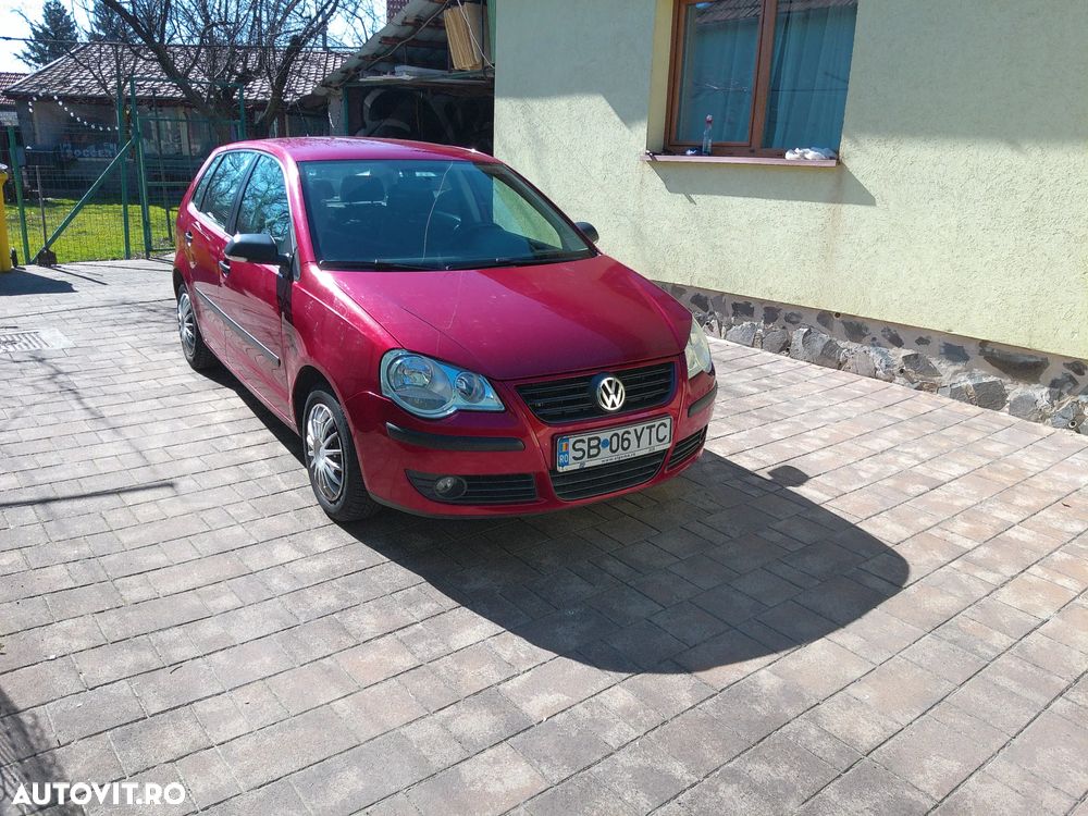 Volkswagen Polo 1.2 Attractive - 2