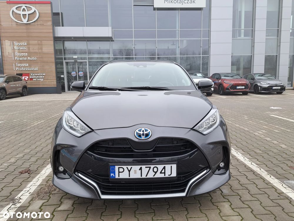 Toyota Yaris Hybrid 1.5 Executive - 3