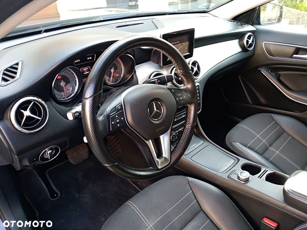 Mercedes-Benz GLA - 5