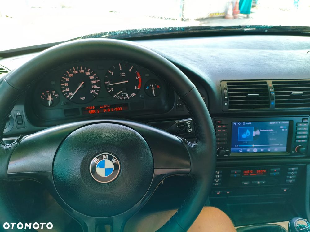 BMW Seria 5 530d Touring - 6