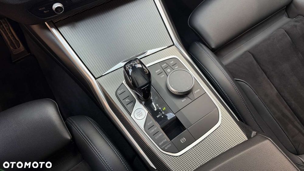 BMW Seria 3 - 34