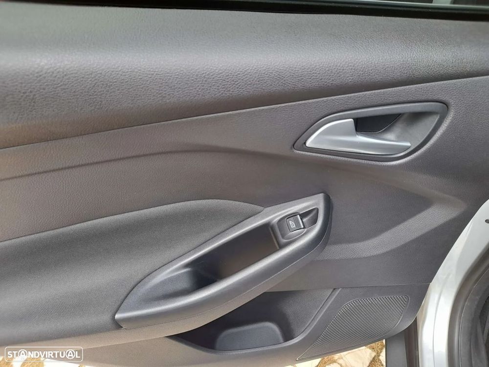 Ford Focus 1.5 TDCi Trend+ - 28