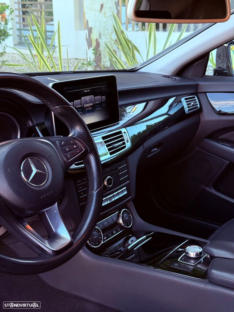 Mercedes-Benz CLS 220 - 20