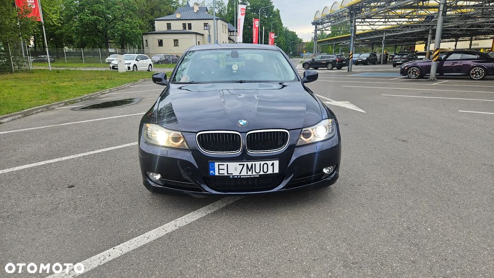BMW Seria 3 320d DPF - 22