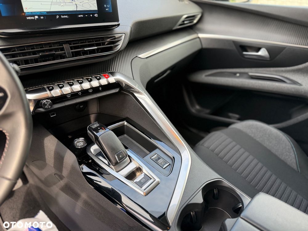 Peugeot 3008 PureTech 130 Stop & Start EAT6 Allure - 24