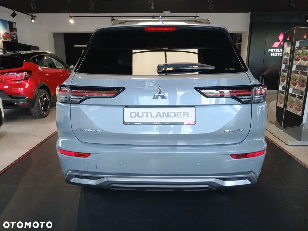 Mitsubishi Outlander Instyle - 5