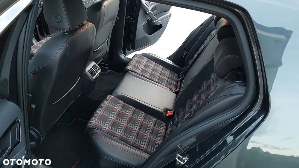 Volkswagen Golf 2.0 TSI BMT GTI Performance DSG - 8