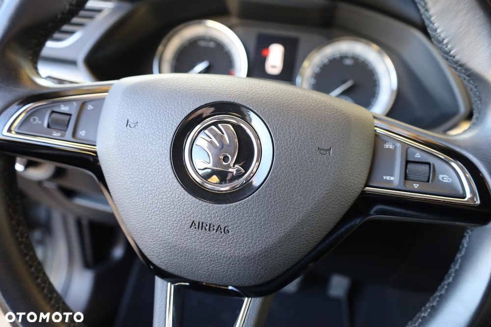 Skoda Superb 2.0 TDI SCR 4x4 Ambition DSG - 30