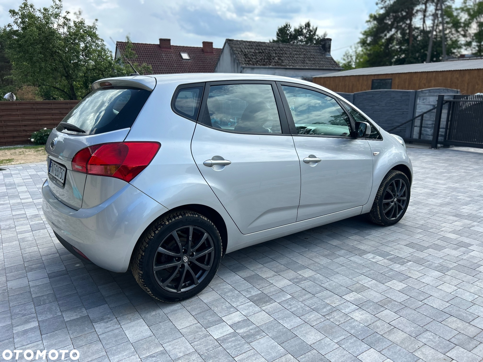 Kia Venga 1.4 CVVT Edition 7 - 4