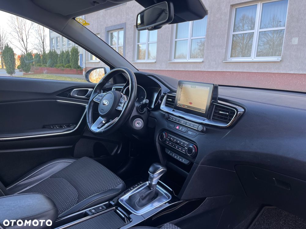 Kia Ceed 1.4 T-GDI L Business Line Plus DCT - 27