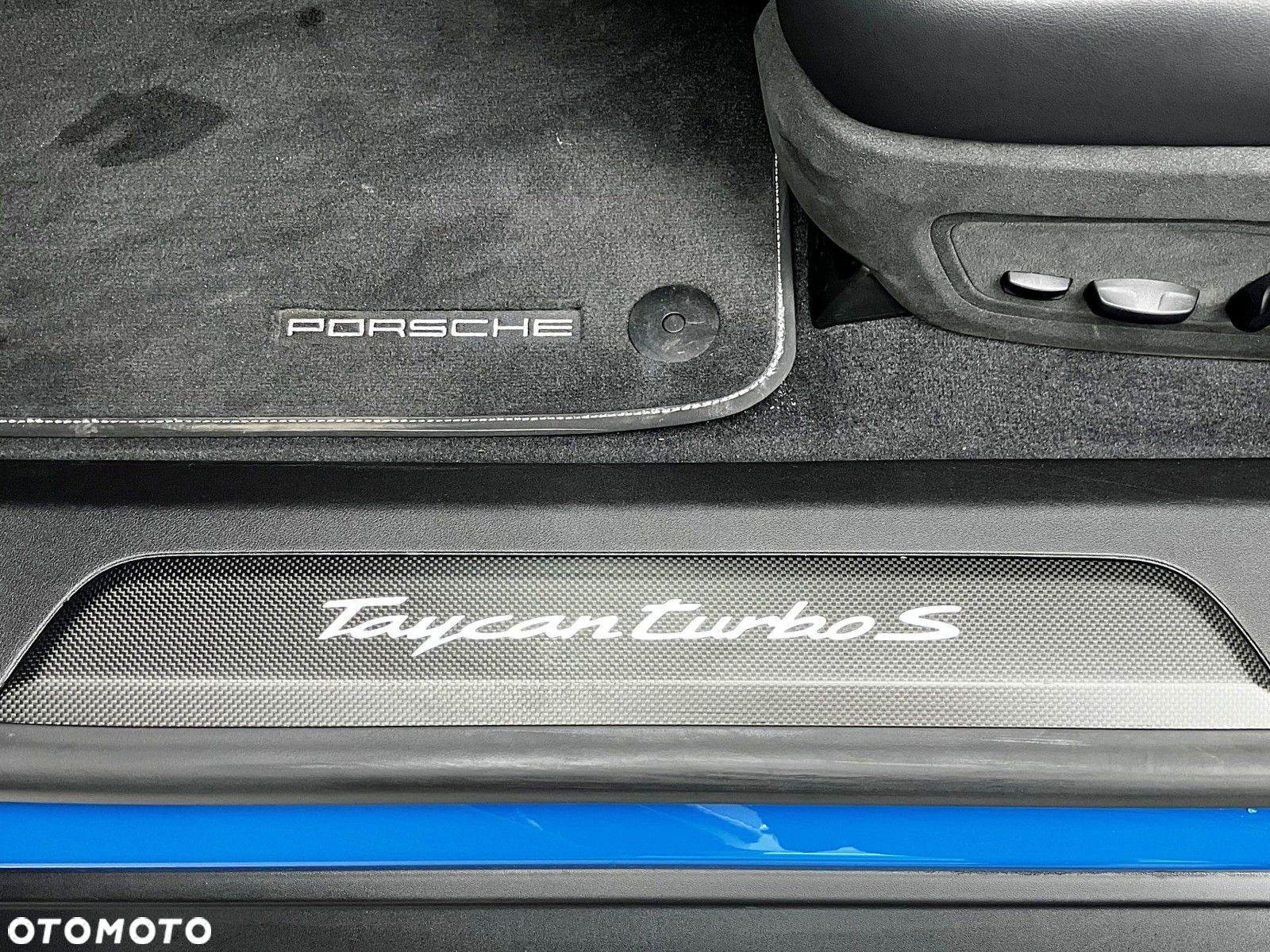 Porsche Taycan Turbo S - 22