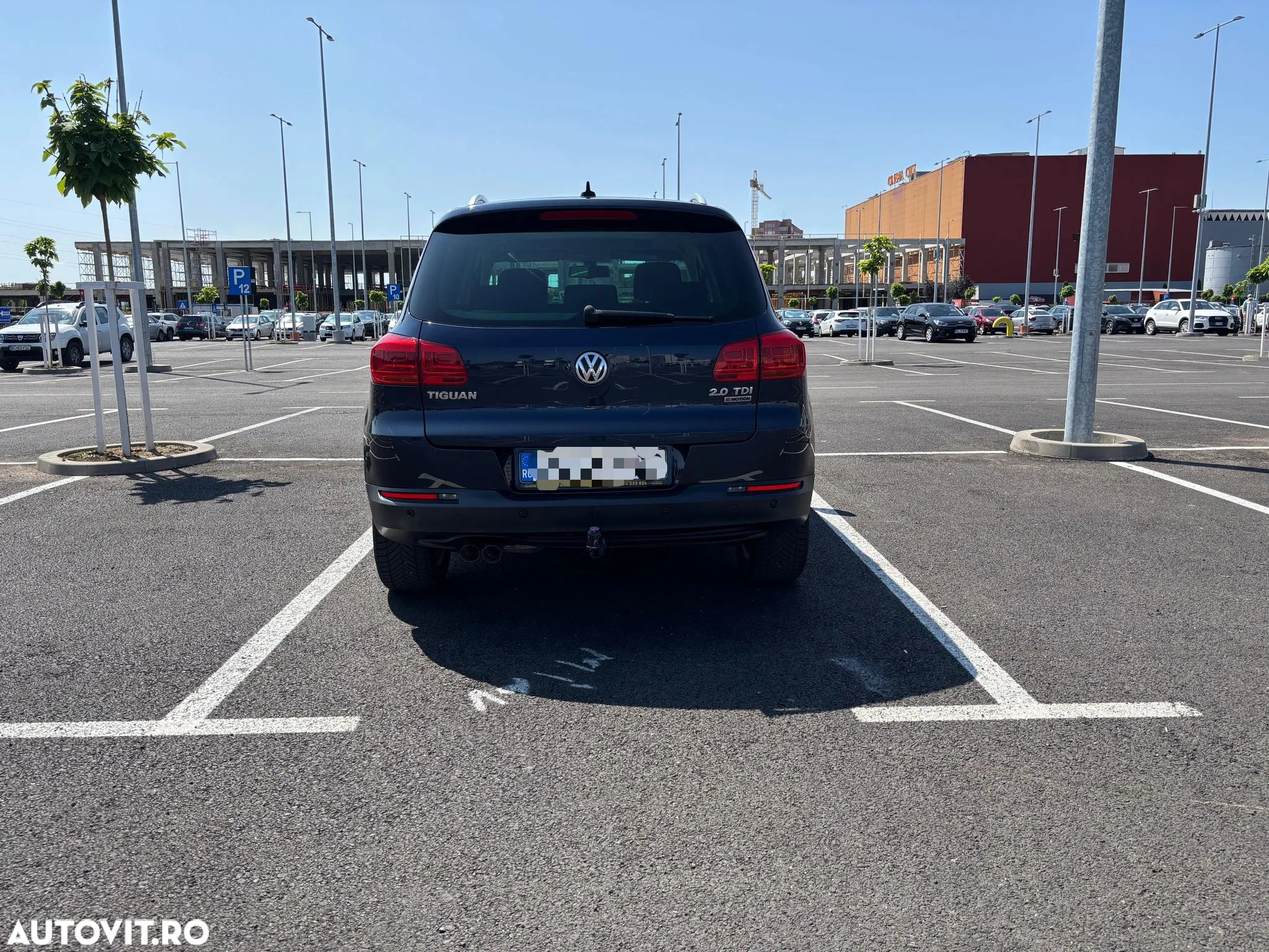 Volkswagen Tiguan - 4