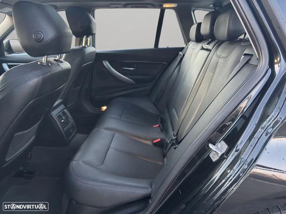 BMW 318 d Line Sport Auto - 13