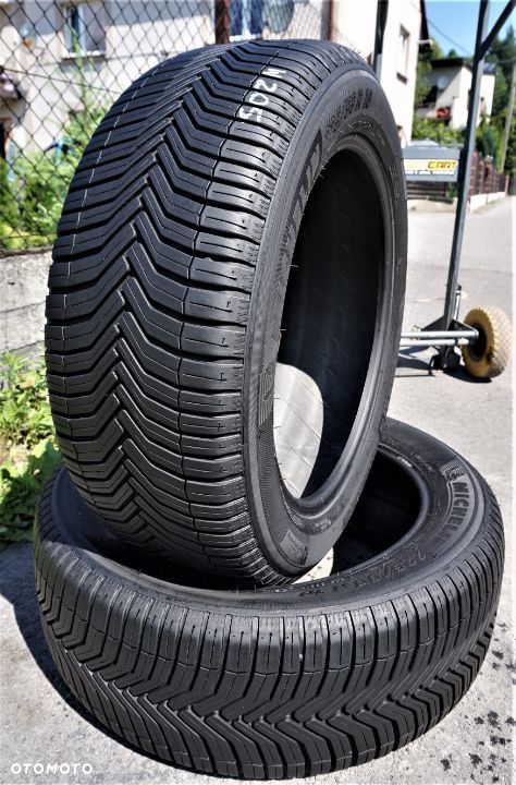 2x Michelin CrossClimate+ 225/55R18 102V XL W205 - 1