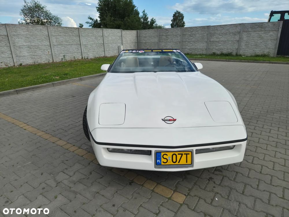 Chevrolet Corvette - 9