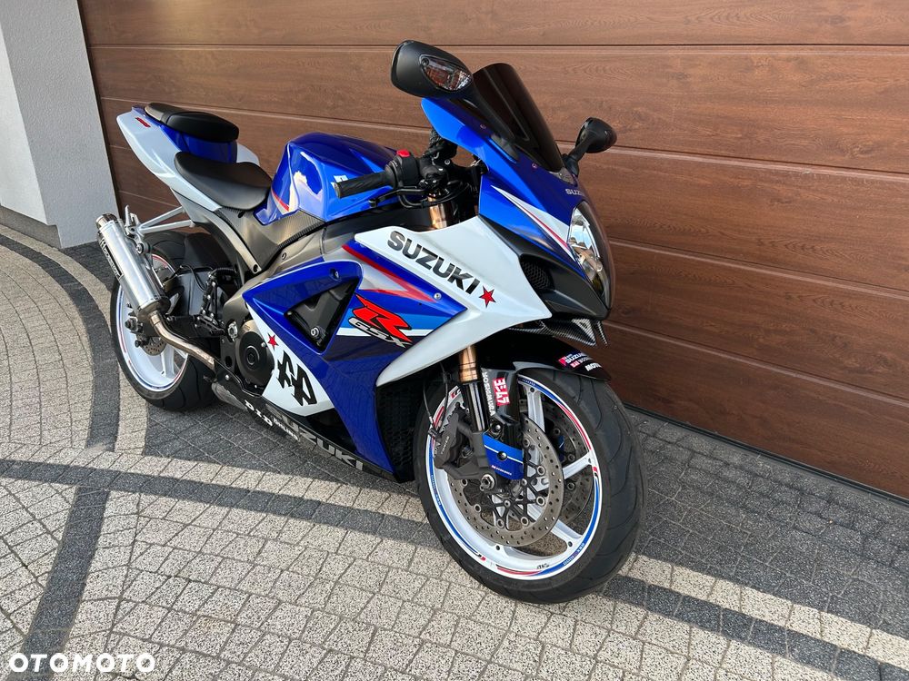 Suzuki GSX-R - 6