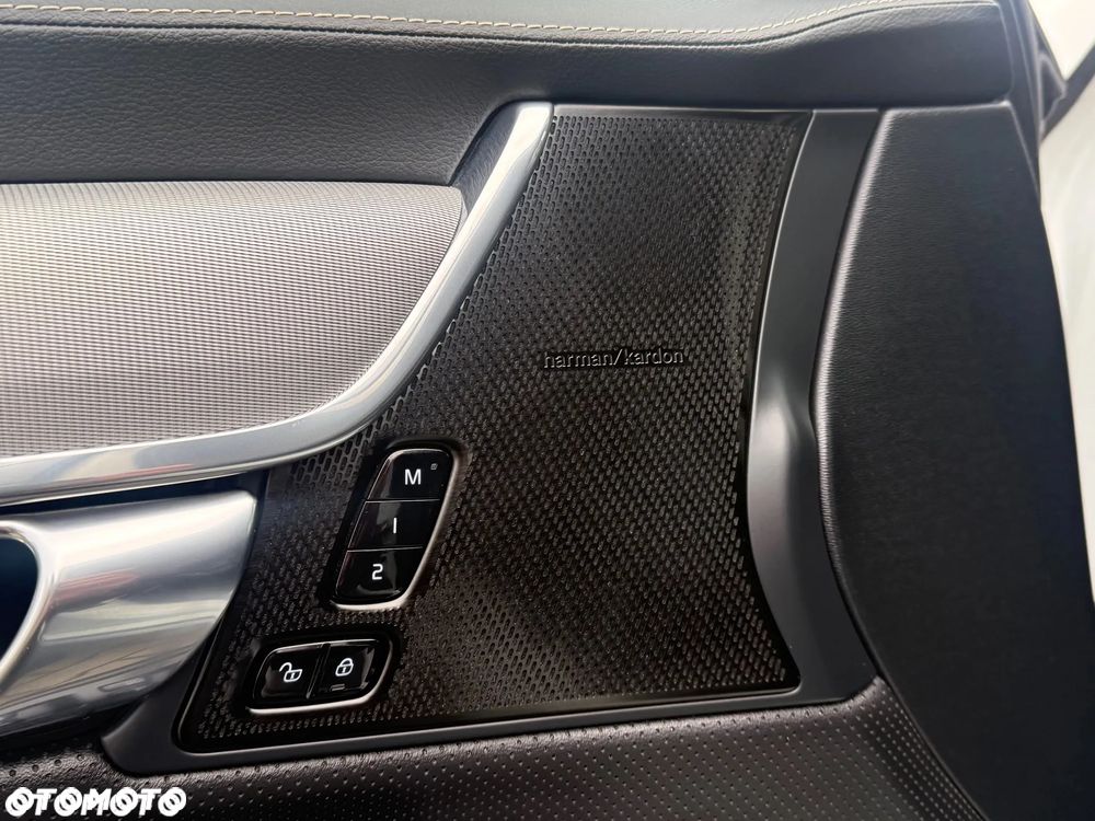 Volvo V90 T4 R-Design - 21