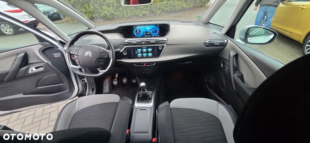 Citroën C4 Picasso 1.6 e-HDi Exclusive - 35