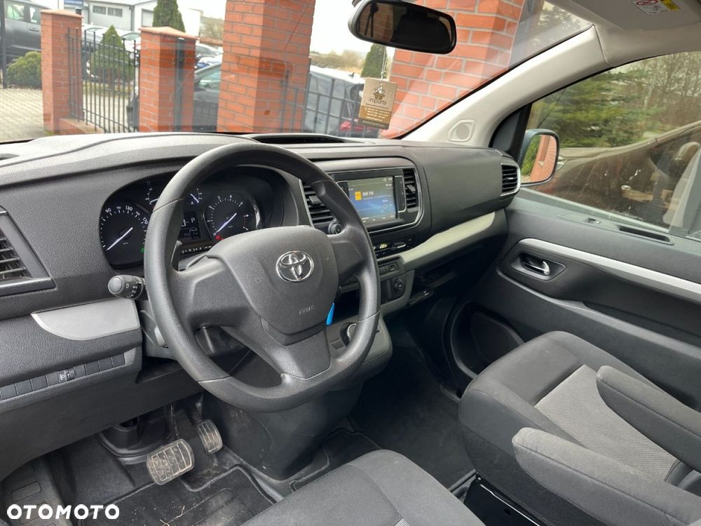 Toyota Proace Verso 2,0-l-D-4D L2 (8-Si.) Autm Club - 8