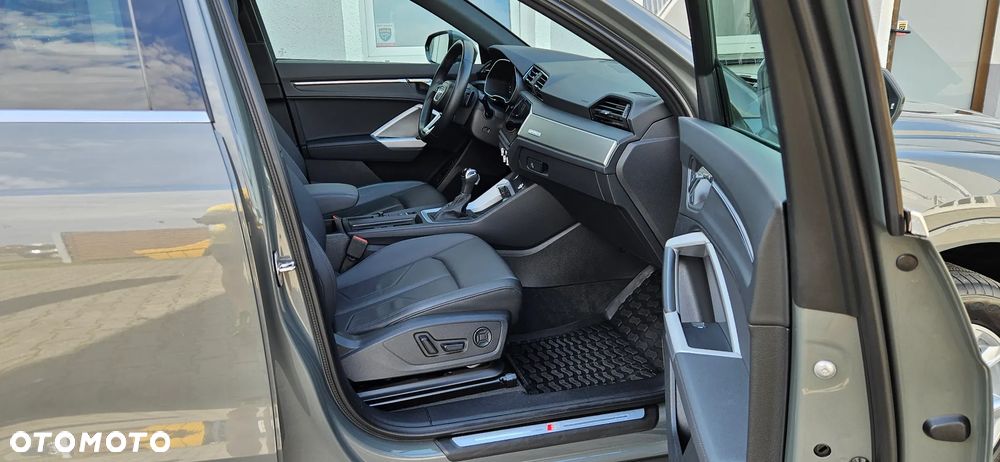 Audi Q3 45 TFSI quattro S tronic S line - 11