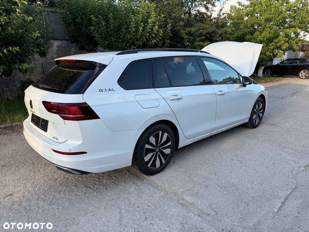 Volkswagen Golf 1.5 eTSI OPF DSG Goal - 9